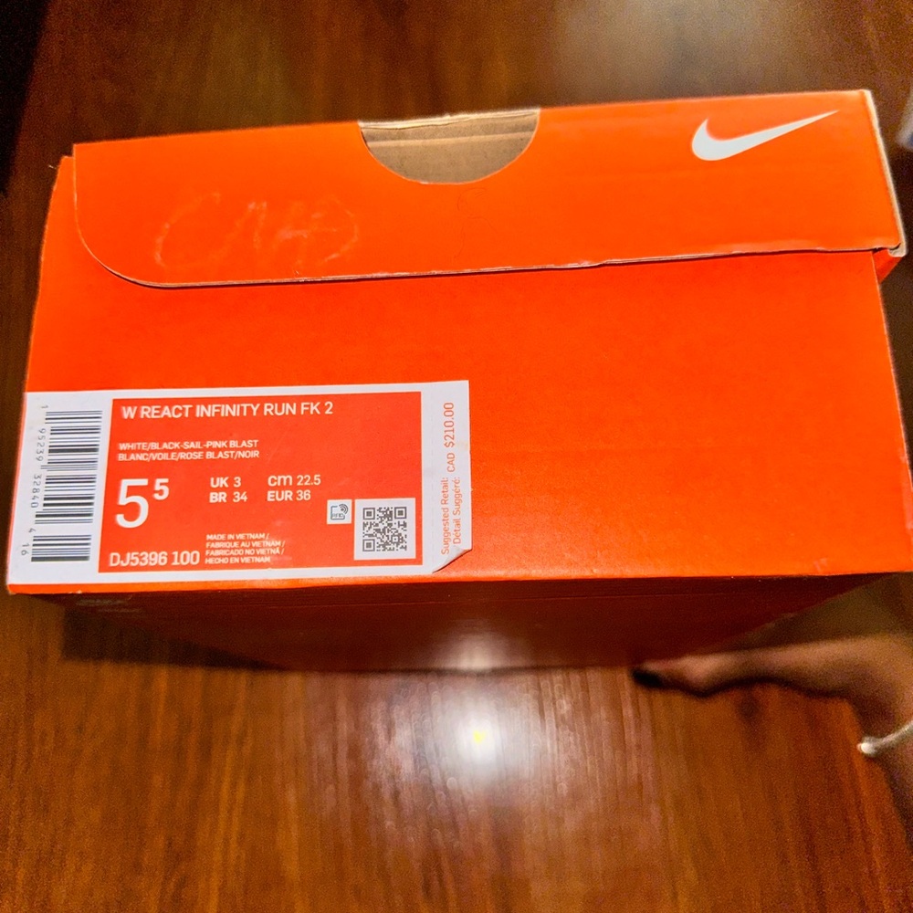 2021 Limted edition Women’s Nike React Infinity Running Shoes